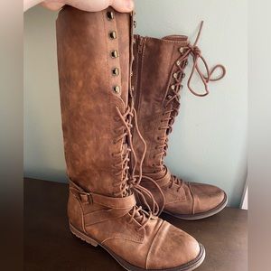 Lace up riding boot size 9